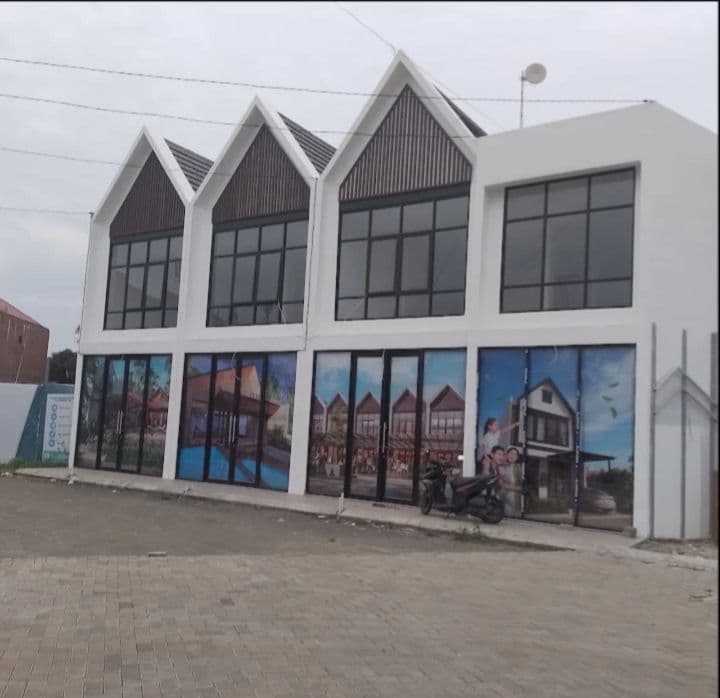 Shophouse for Sale : Beli Ruko, Dapat Passive Income Sekaligus! 2